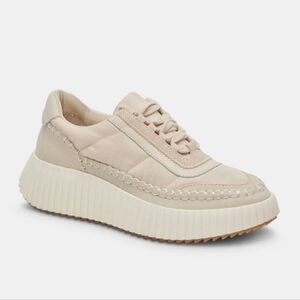 🤍🔹️DOLCE VITA 🔹️ Ivory Nylon  Dolen Sneakers Size 10